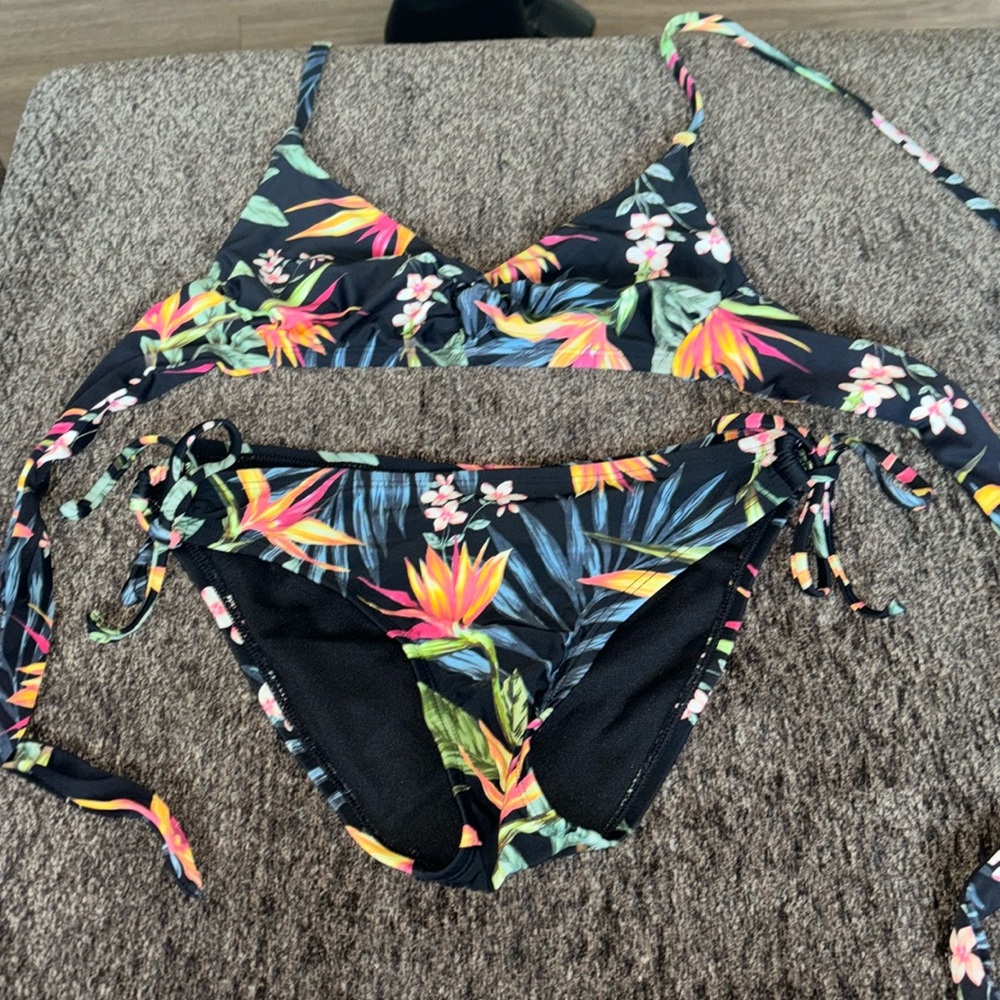 Tropical print bathing suit